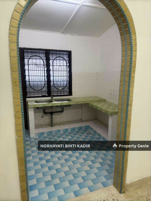 Rumah Teres Low Cost Setali Dah Extend di Dapur Freehold