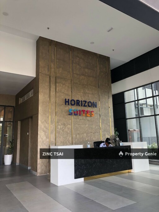 Horizon Suites_Dual Key {Save RM 81,000} 8 mins Drive to ERL Salak Tinggi Station