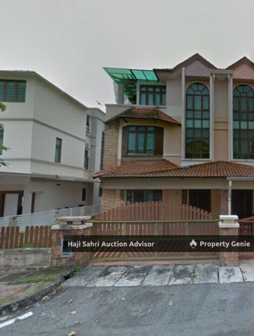 No. 17, Lengkok Sungai Emas 1, Ferringgi Park, 11100 Batu Ferringgi, Penang 3 Storey Semi-Detach