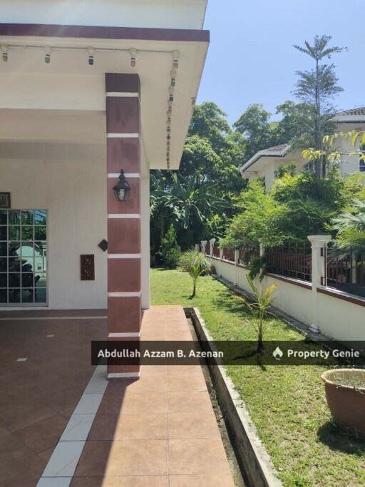 DOUBLE STORY BANGLO PENANG GOLF RESORT