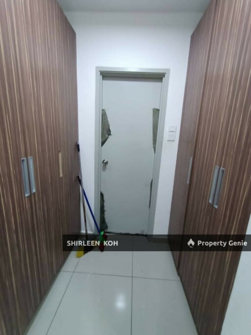Room for Rent at Season Luxury Apartment @ Larkin