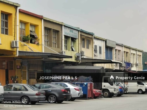 Taman Ehsan Perindustrian Park, Kepong | 3 Adjoining 1.5 Storey Factories for Rent