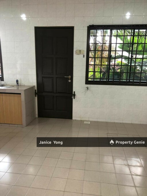 Taman Pelangi Jalan Biru Muda