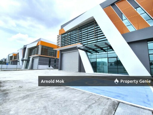 1.5 Semi-D Factory @ Frontier Industrial Park, Desa Cemerlang