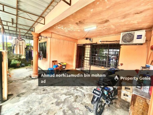 Fully Renovated Teres 2 Tingkat  Jalan Rotan Semut Seksyen 18 Shah Alam