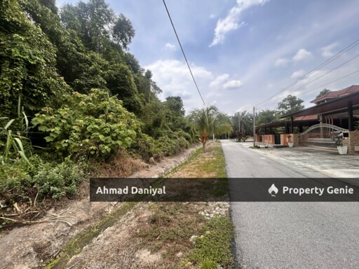 Vacant Bungalow Lot @ Batu 7 Lekir Manjung Sitiawan Perak For Sale