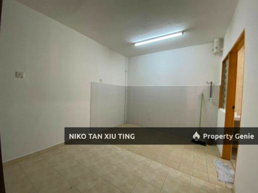 Jalan Bunga Daisi Taman Plentong Utama Flat