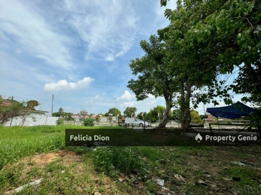 Taman Merdeka Single Storey Corner House with Extra Land For Sale 🏠