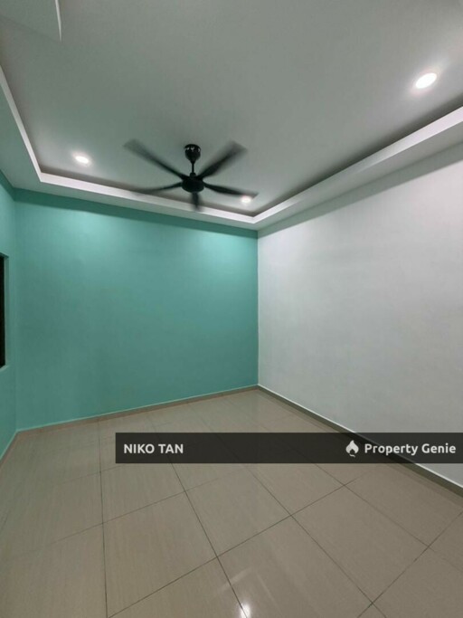 [Corner Lot]2-Storey @ Jalan Bayu Bandar Seri Alam For Sale
