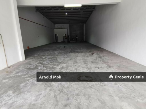 1.5 Storey Terrace Factory Wit Land at Desa Idaman Senai for Rent