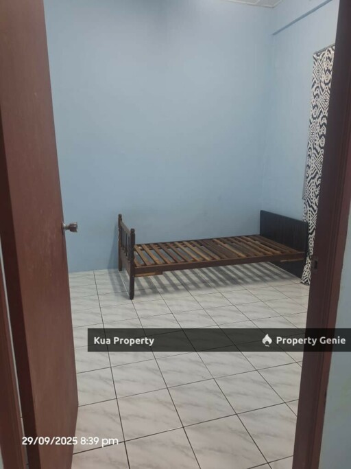 Single Storey Corner Terrace House For Sale! Located at Matang Jaya