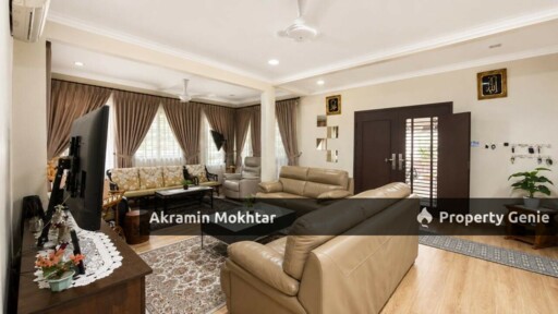 Corner Lot, Fully Renovated & Partially Furnished | Double Storey Bungalow House Perdana Heights U10, Shah Alam