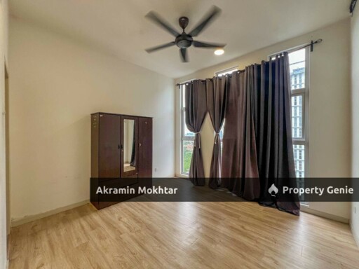 Freehold & 1 Parking | Lakefront Homes Condominium, Cyberjaya