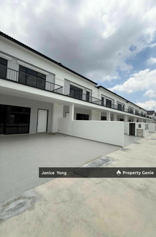 The Commune @ Eco Botanic 3