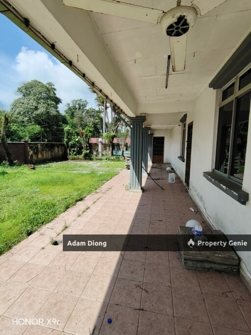 Double Storey Corner