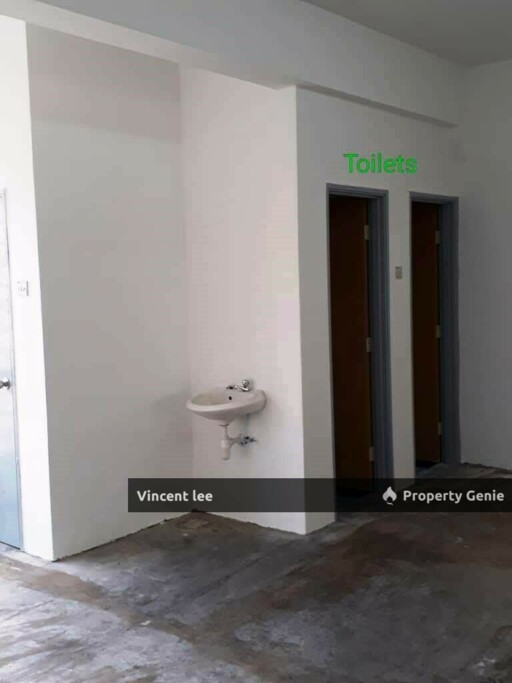 Taman Equine, Seri Kembangan, 1st Floor Office, Walking Distance to MRT Station, Next to Aeon Jusco Taman Equine