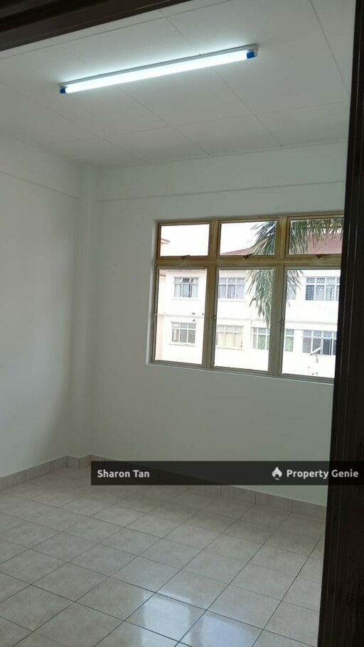 Vista Seri Alam Apartment Masai Top Floor Freehold Non Bumi Full Loan