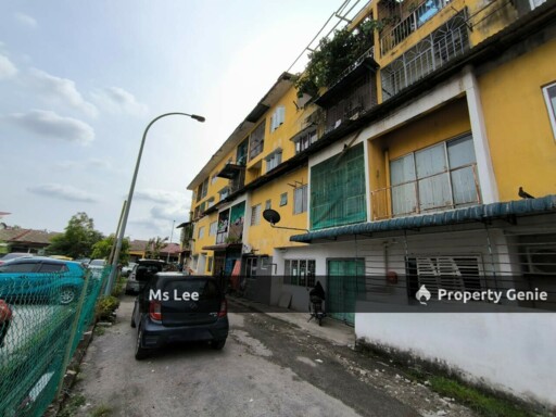 Pangsapuri Taman Mesra / Taman Klang Indah Apartment, Klang - 3rd Floor Top Floor