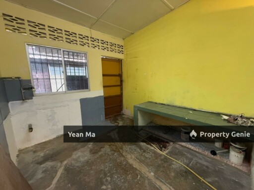 For Sale🔥Renovated Unit Rumah PKNS Batu 16 Rawang Low Cost Single Storey House
