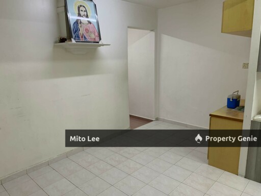 Johor Jaya Low Cost House For Sale!!