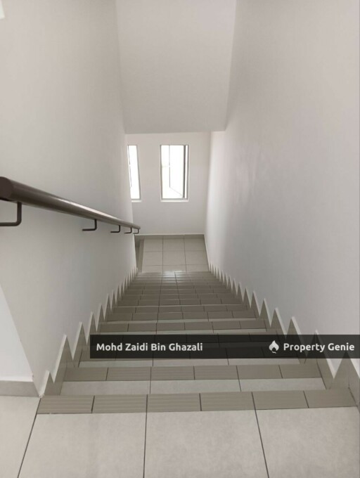 D'Cendana Residensi, Jln Kesuma 8/2J,  Tasik Kesuma, 43700 Beranang, Selangor