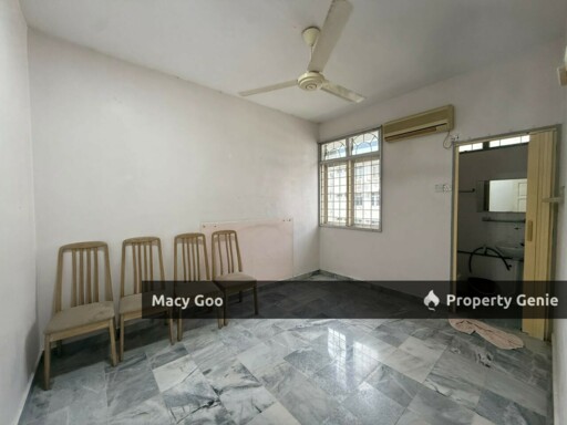 Walk Up Kenanga Apartment