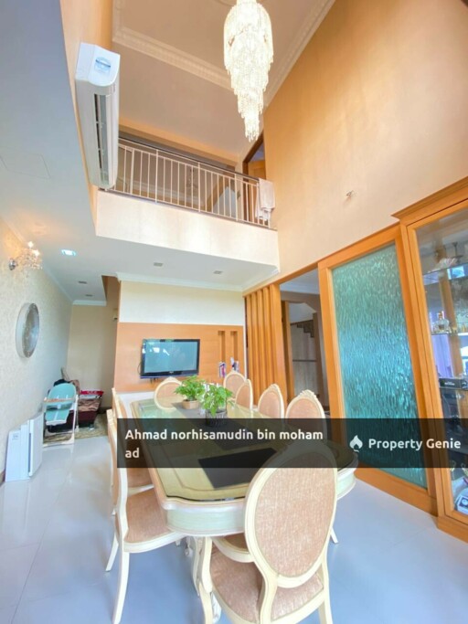 [CORNER LOT] 3 Storey Semi-Detached House, Laman Seri, Seksyen 13 Shah Alam.
