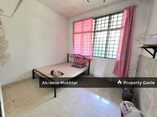 Double Storey Semi D Taman Sri Maju, Bukit Changgang Banting