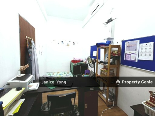 Bandar Dato Onn Perjiranan 4 Shoplot For Rent