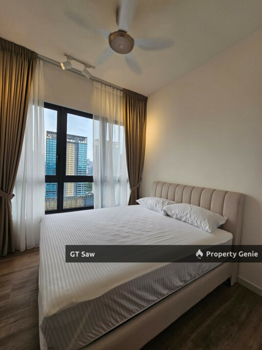 Fully Furnished Condo walking Distance to Merdeka 118 n Monorail