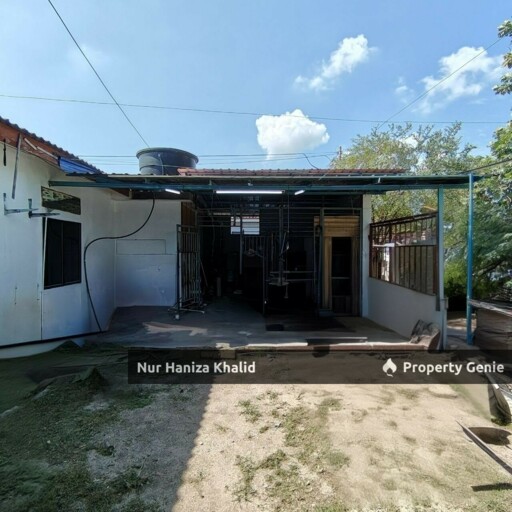 Corner Lot, Taman Selasih Lukut Port Dickson Negeri Sembilan