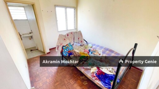 FREEHOLD &  NEAR MRT | Double Storey Taman Serdang Raya Seri Kembangan Selangor