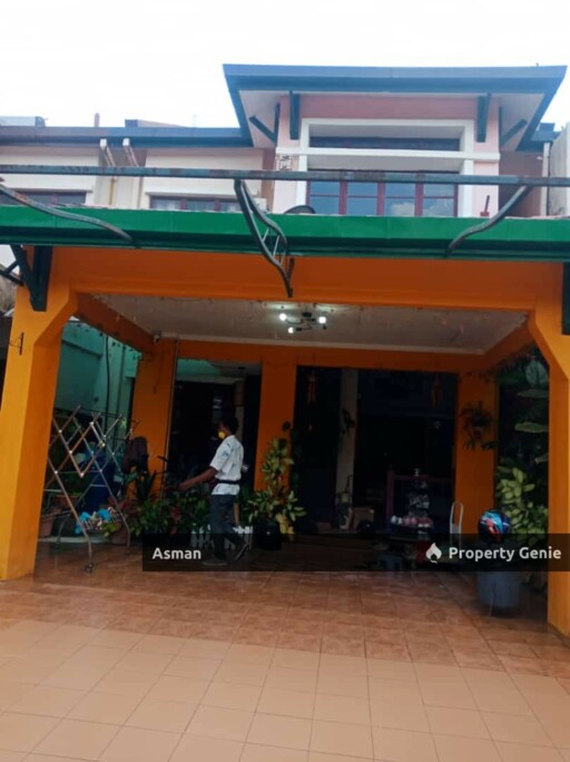 Double Storey Jalan Adang For Rental in Bukit Jelutong Shah Alam