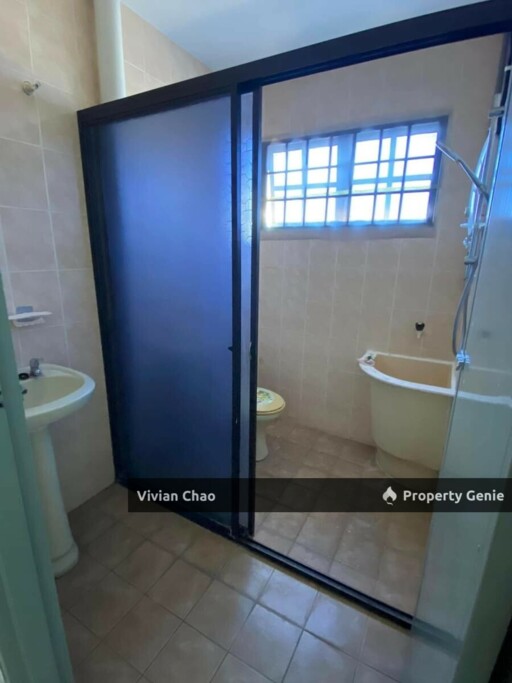 Spacious and Well Maintained Double Storey Terrace in Tasek Ipoh