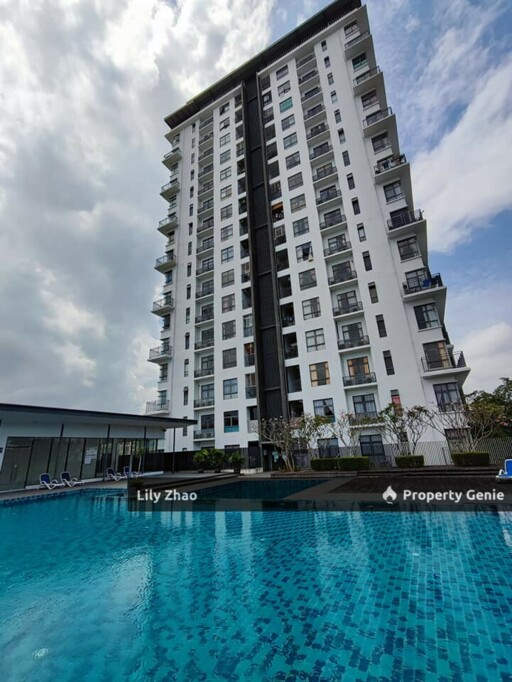 The Suritz Condo @ Kolombong for Sale - Corner Lot | High Floor | Low Density