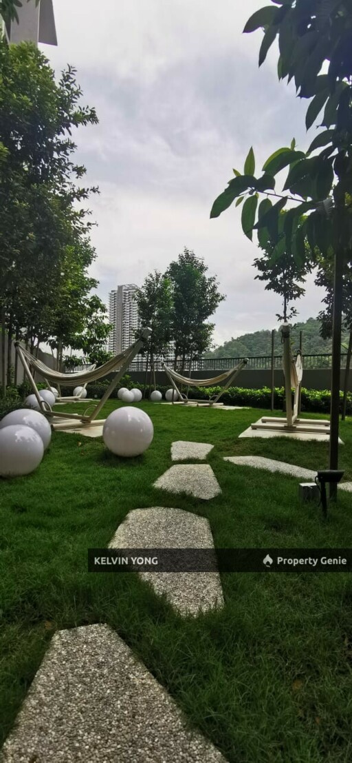 D'Cosmos Residences @ Central Park Damansara - 4BR Near Amenities & MRT for Rent