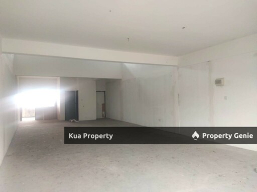 Second Floor Intermediate Shoplot For Rent! Located at Aiman Shoplot Centre