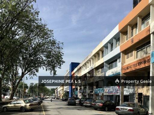 Double Storey Terrace for Sale at Damansara Jaya, Petaling Jaya