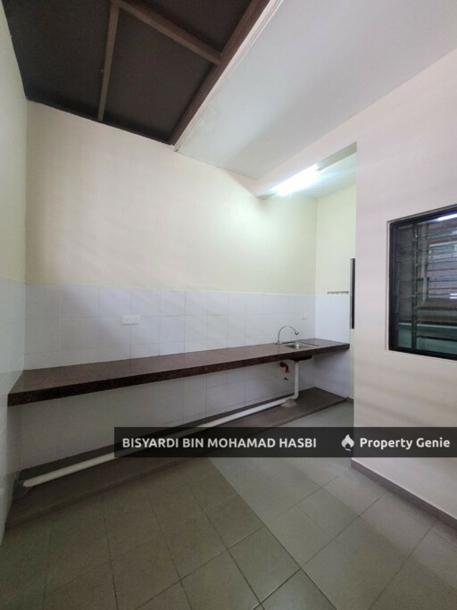 RENOVATED 2 STOREY TERRACE, LAMAN DELFINA, NILAI IMPIAN, NILAI .