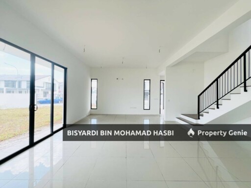 Corner Lot 2 Storey Terrace Nadira 2 Bandar Bukit Raja, Klang.