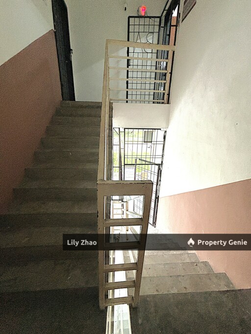 Shop Office for Rent, 2nd Floor, Road Frontage, 5 Rooms 1,100 sqft, Padimas Point Commercial, Penampang bypass, Kota Kinabalu.