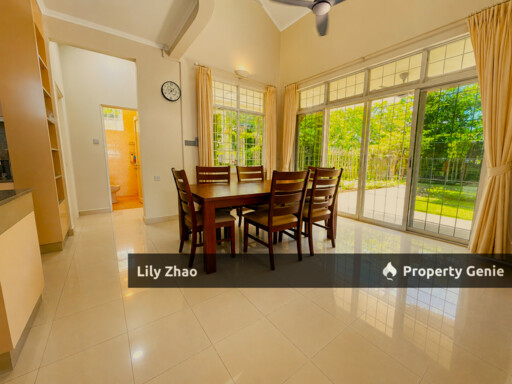 Bungalow on the Hill for Rent, 5Bed 4Bath, Fully Furnished, 6 Car Park, Mount Kinabalu View📍Jalan Lintas Highway, Kota Kinabalu City.