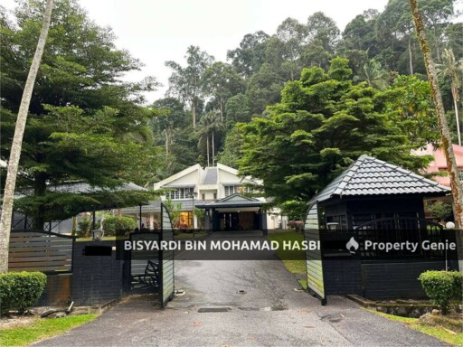 12,658 SQ.FT Facing Golf Course Bungalow Taman TAR Ampang.