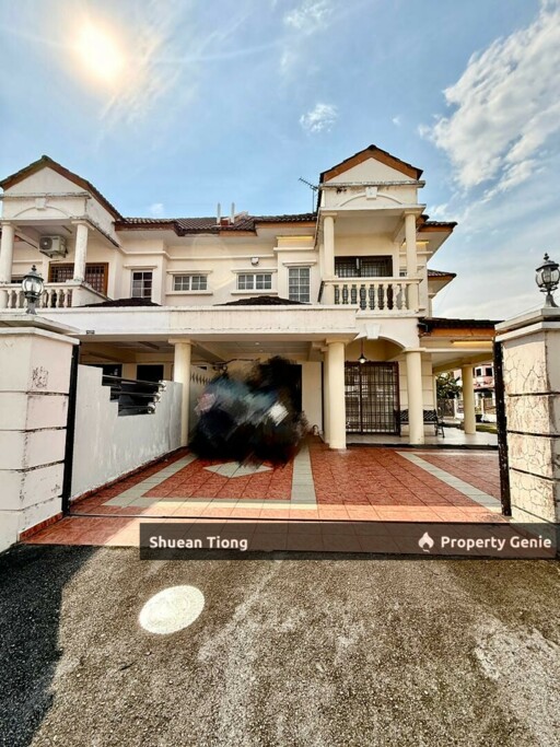 古来市中心火热热地区双层排屋Big Corner Lot只卖你RM800k Only‼️ 靠近Aeon Big，IOI Mall，宽柔中学，i-Park