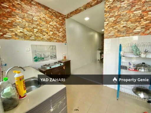 Taman Meru, Klang | Single Storey Terrace 4 Bedrooms | RM420K - Renovated With Mini Swimming Pool Unit And Facing Open
