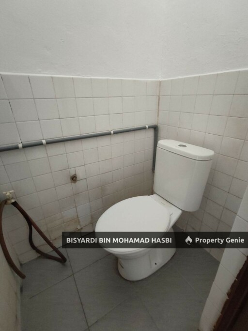 FACING OPEN UNIT- Single Storey Terrace Taman Desa Rhu, Sikamat Seremban.