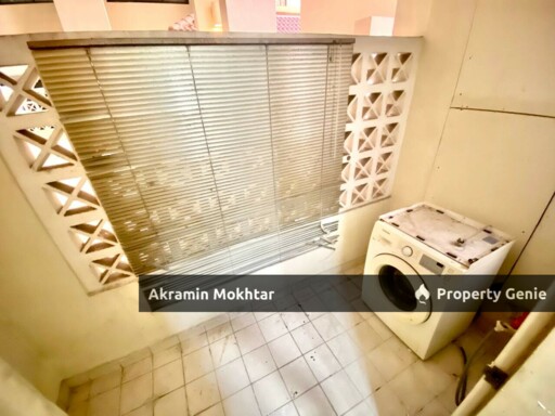 Corner Unit & 2 Parking | Armanee Condominium Damansara Damai, Petaling Jaya