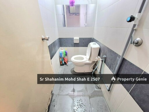 Double Storey With Courtyard at Bayu Perdana Klang