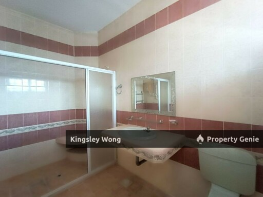 Taman Song Choon 2.5 Storey Semi-D Facing North East Near Lapangan Perdana Pengkalan
