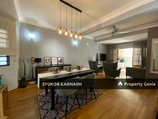 2.5 Storey CondoVilla Persada jalan Nova Subang Bestari